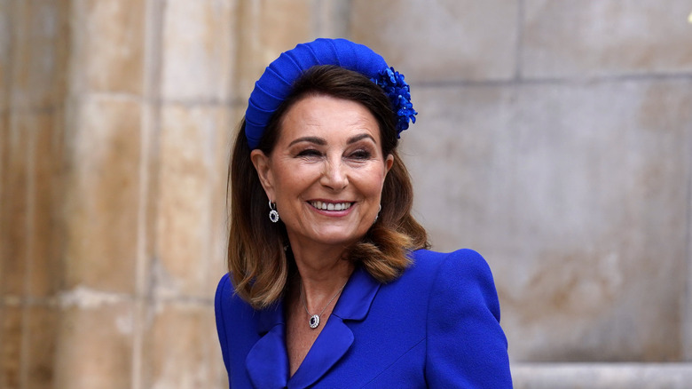 Carole Middleton en tenue bleue