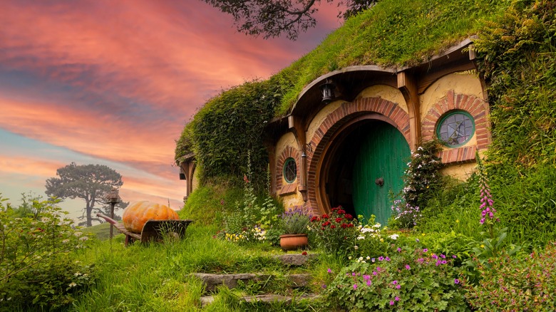 Réplique d'un trou de Hobbit à Matamata, Nouvelle-Zélande