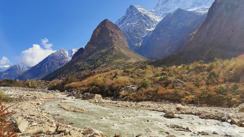 Vue depuis le circuit du Manaslu