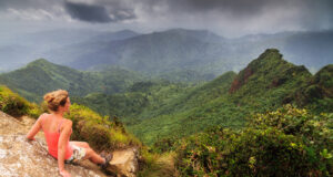 randonneur dans la forêt nationale d'El Yunque