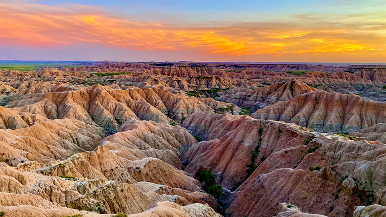 Coucher de soleil sur les badlands