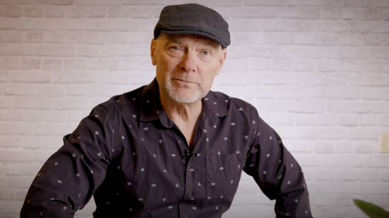 Les Stroud en casquette